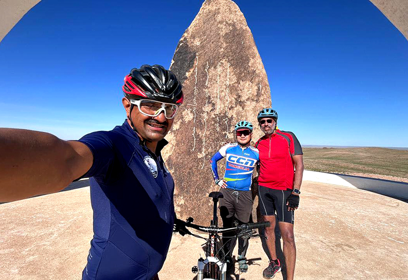 Cycling in Middle Gobi